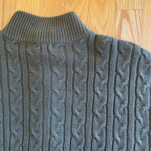 Garage Cropped Sweater - Picture 5 of 8